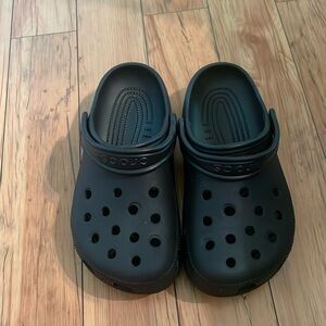 Black Crocs